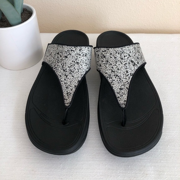 New Fitflop Lulu Glitter Splash Black/White Toe Post Sandals Women’s 10 - Picture 2 of 11